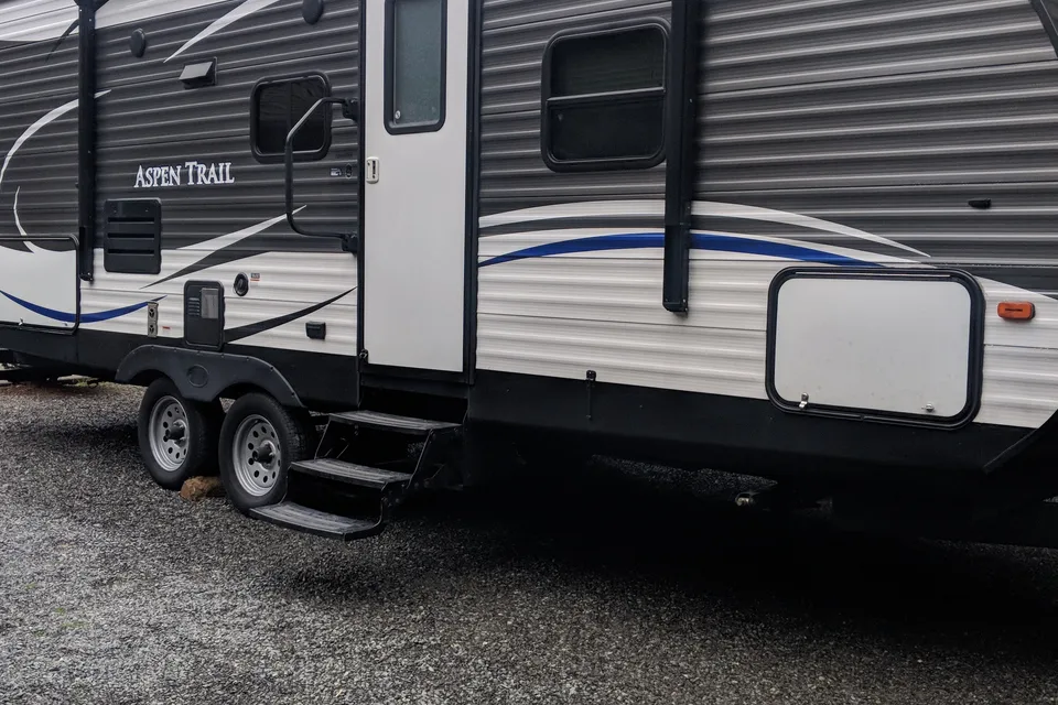 Becca's Dutchmen Aspen trail 2340BH Travel Trailer