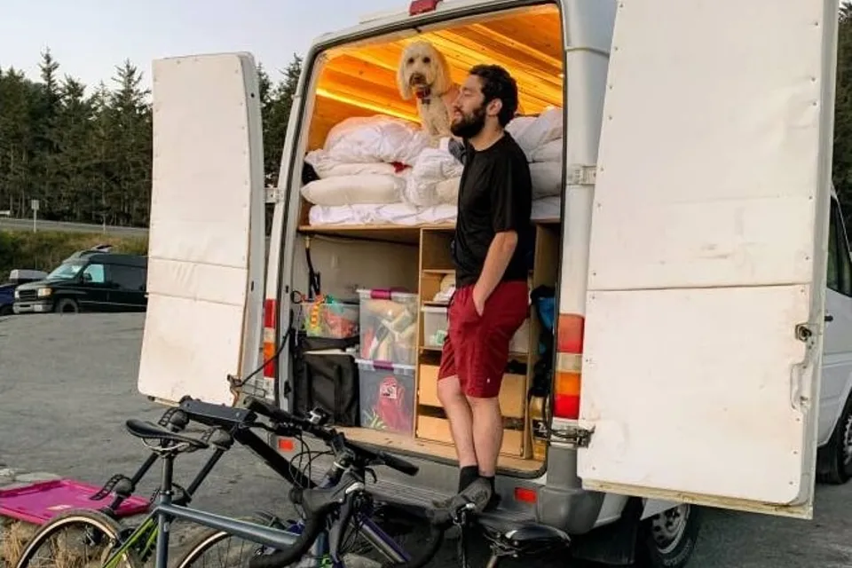 Goose! the HighRoof Sprinter Van