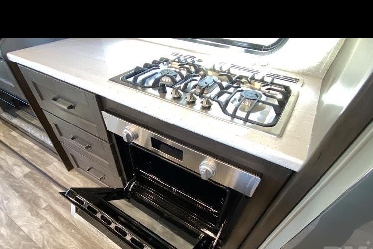 Luxury Family Getaway: Grand Design 367BHS
