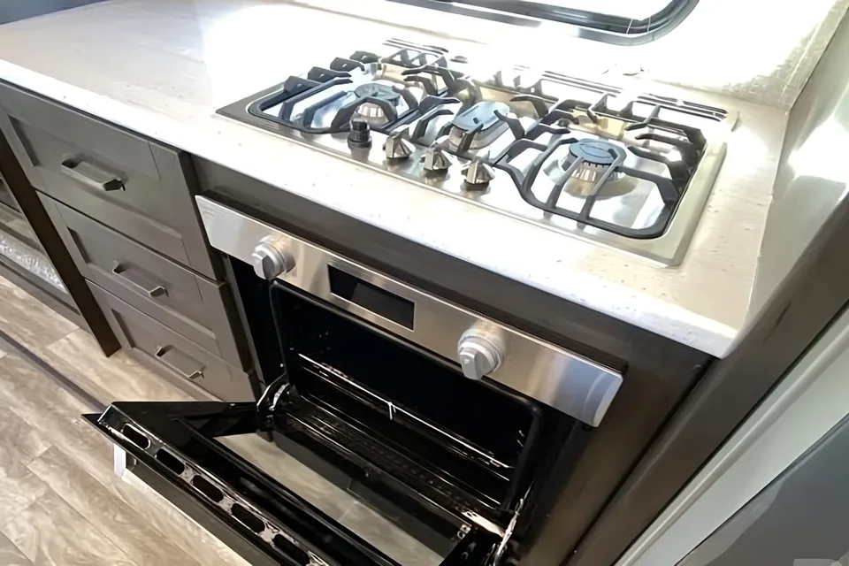 Luxury Family Getaway: Grand Design 367BHS