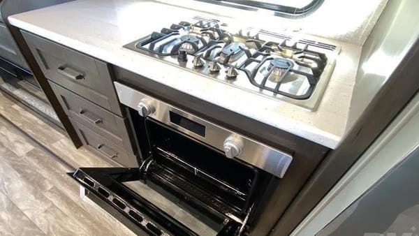 Luxury Family Getaway: Grand Design 367BHS