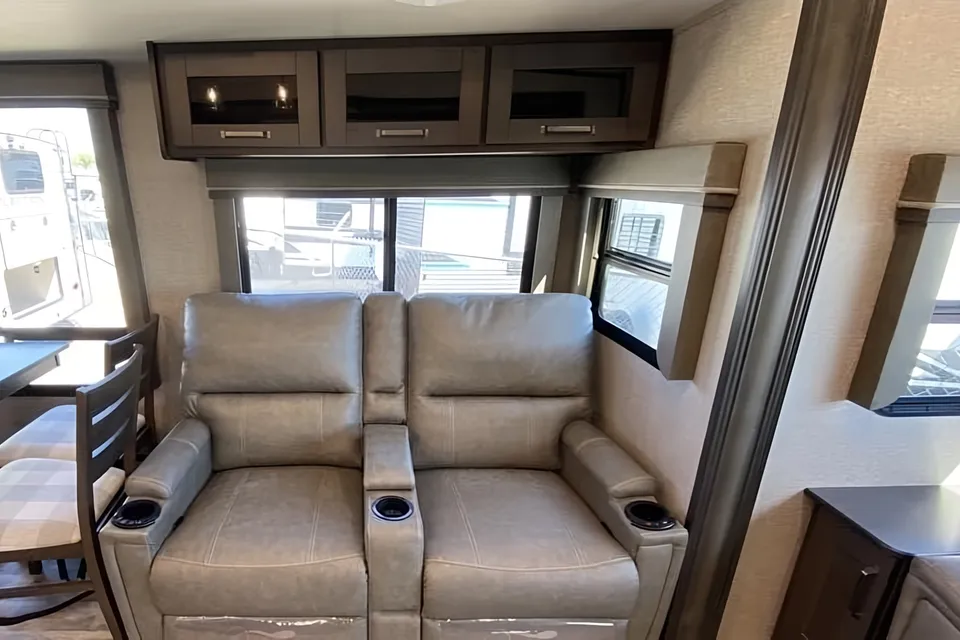Luxury Family Getaway: Grand Design 367BHS