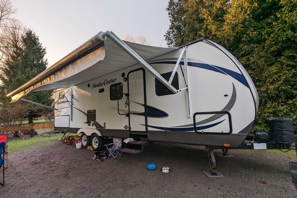 Bailey's Shadow Cruiser 28ft Quad Bunkhouse