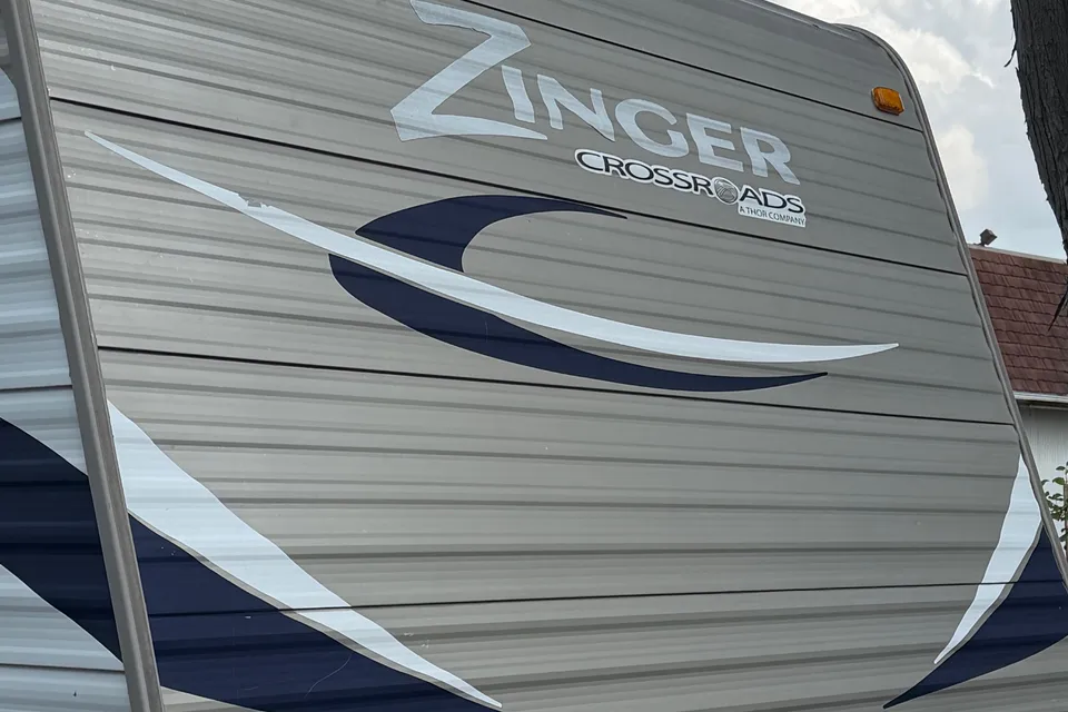 James's Thor Motor Coach Zinger Travel Trailer