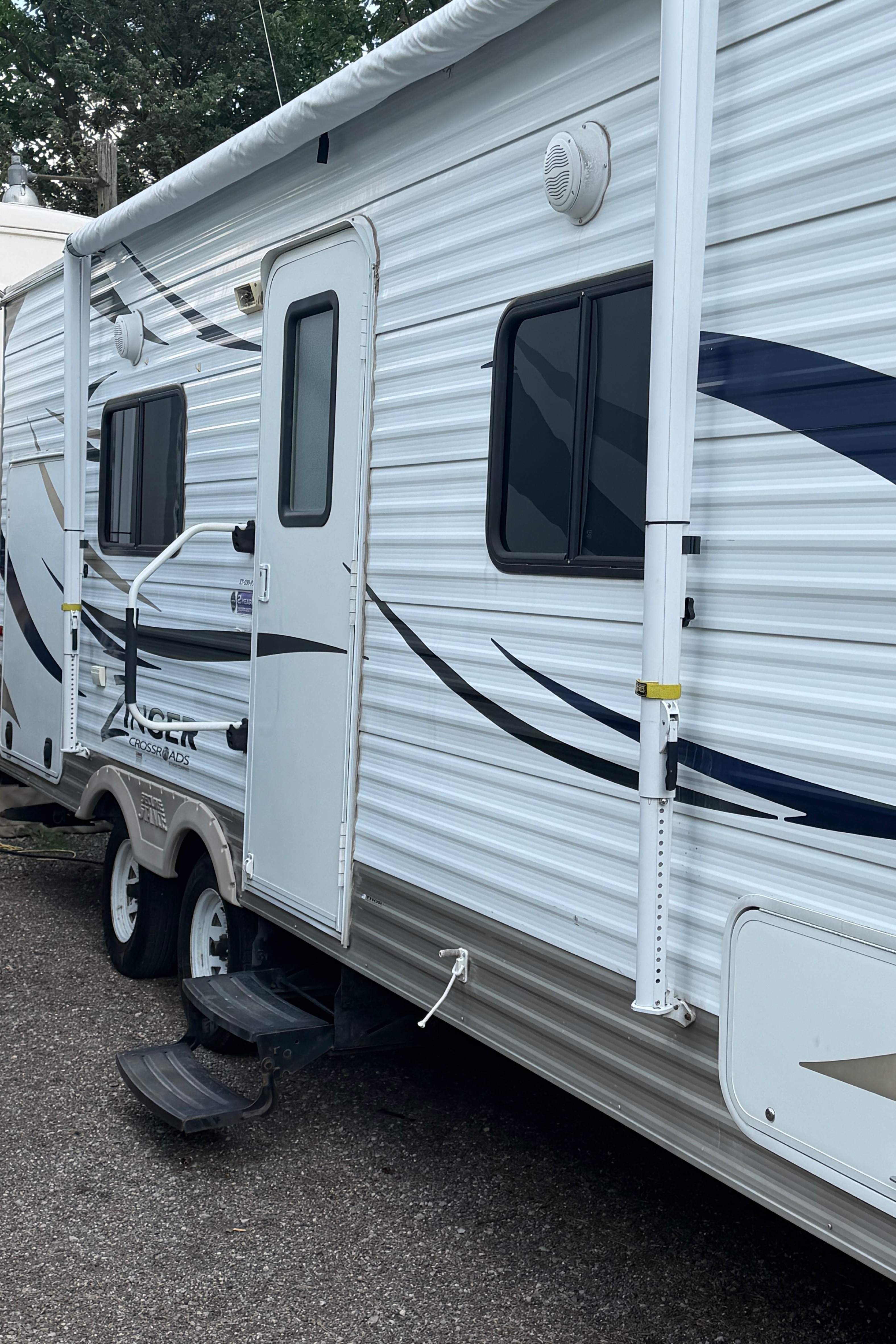 James's Thor Motor Coach Zinger Travel Trailer