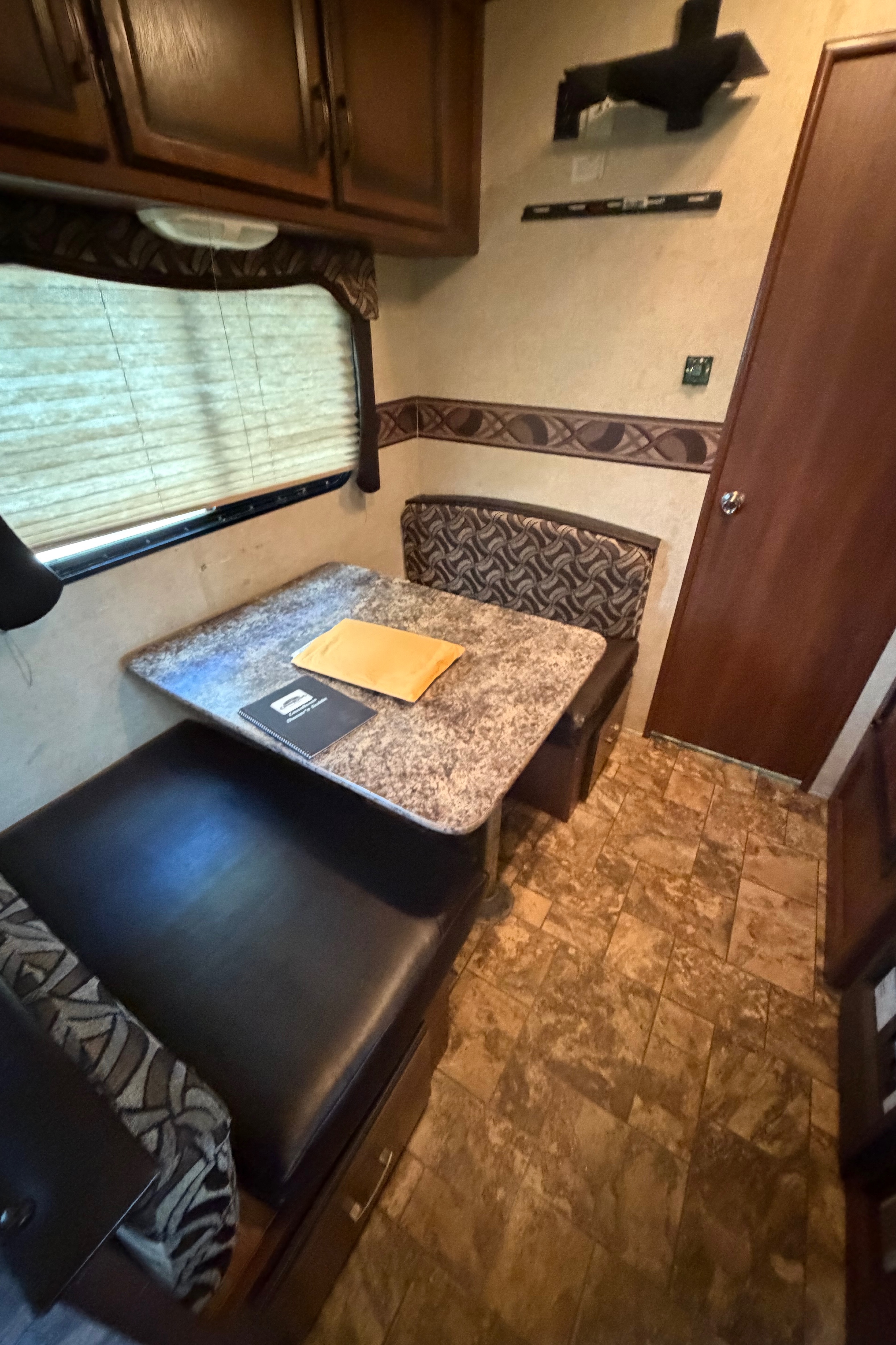 James's Thor Motor Coach Zinger Travel Trailer