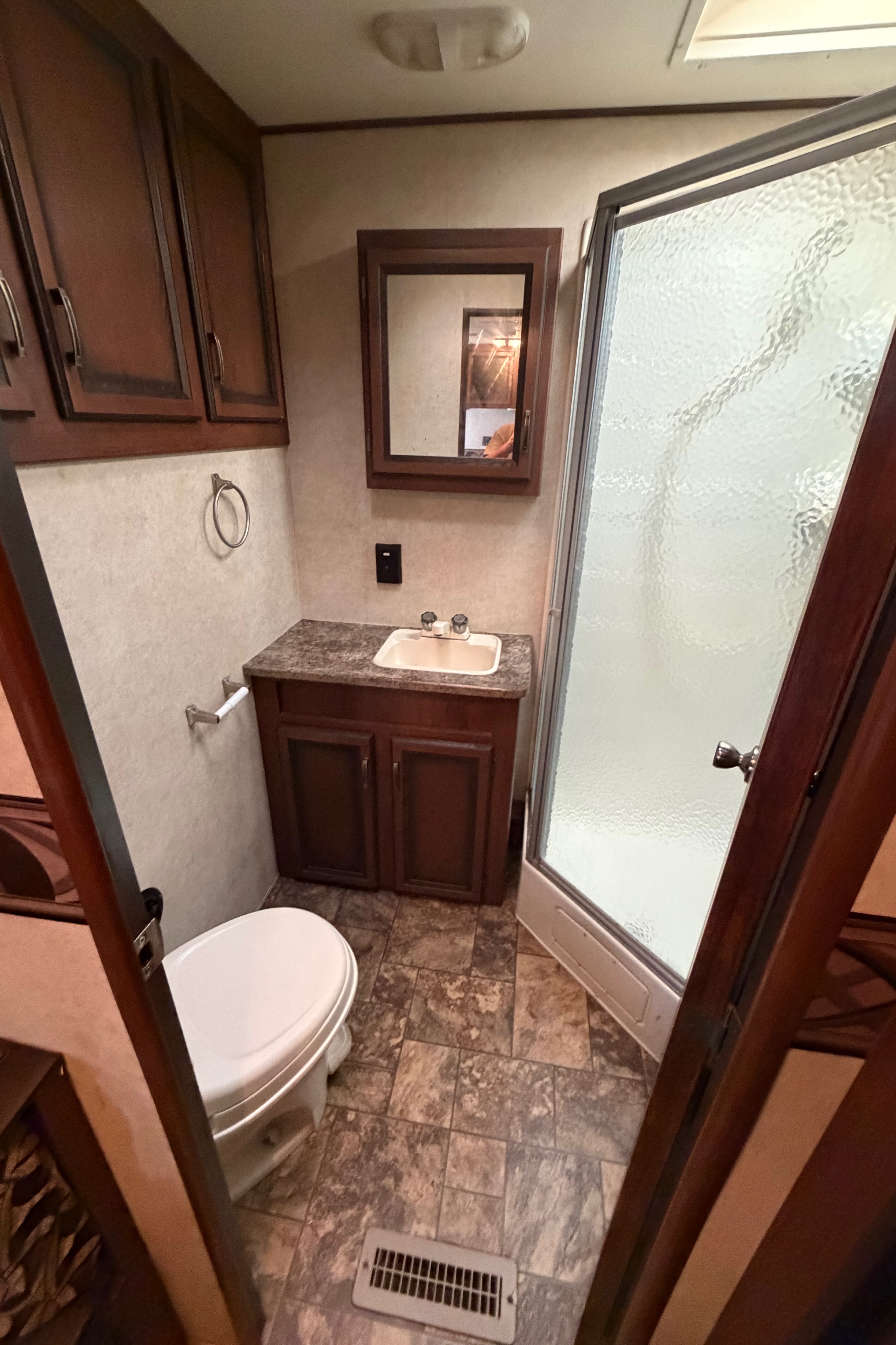 James's Thor Motor Coach Zinger Travel Trailer