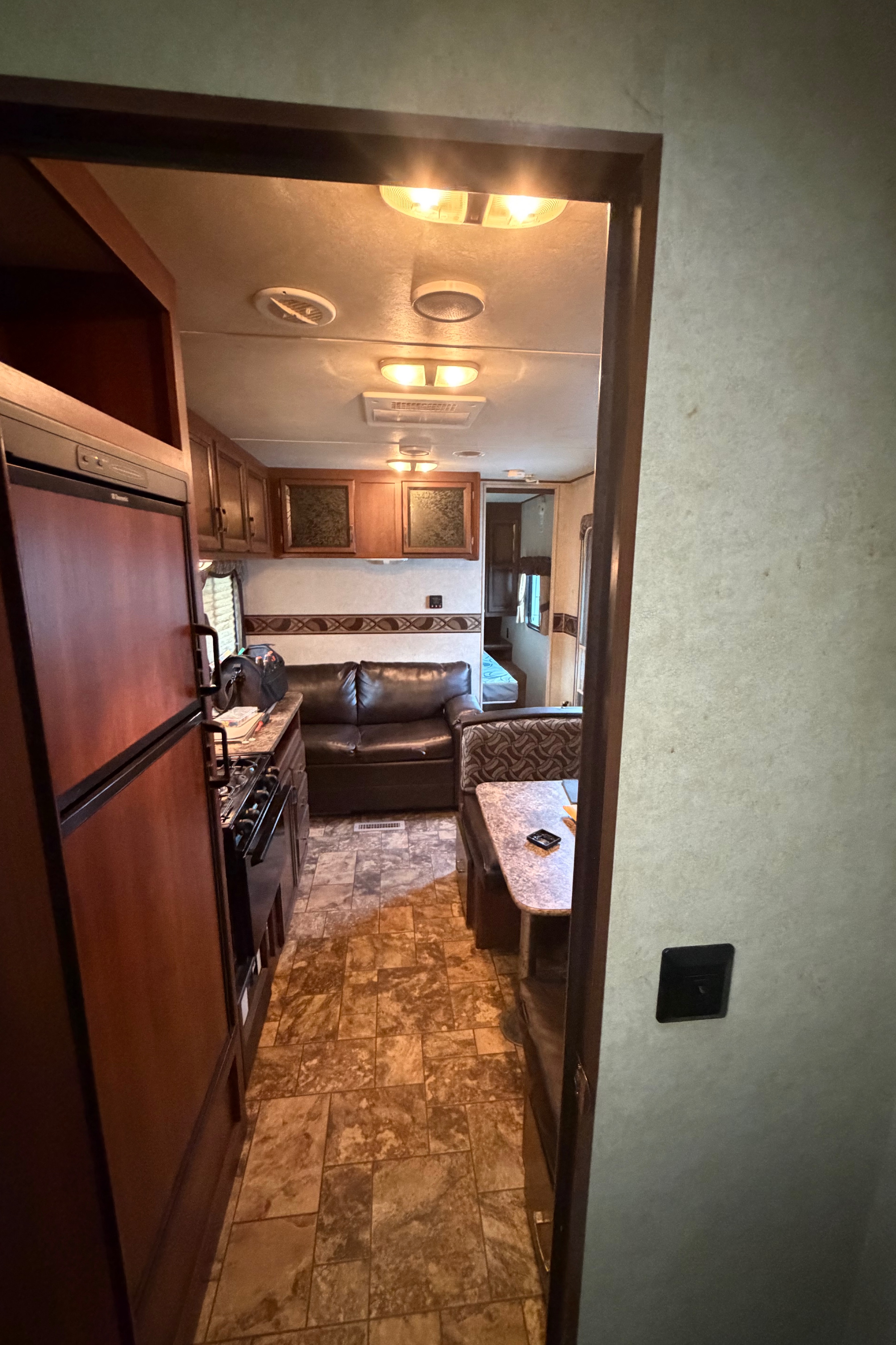 James's Thor Motor Coach Zinger Travel Trailer