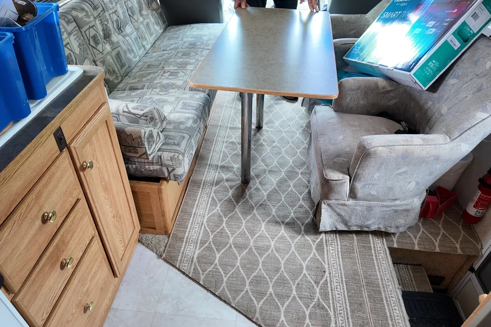 Mabrok's Adventurer Manufacturing Trail lite Class A