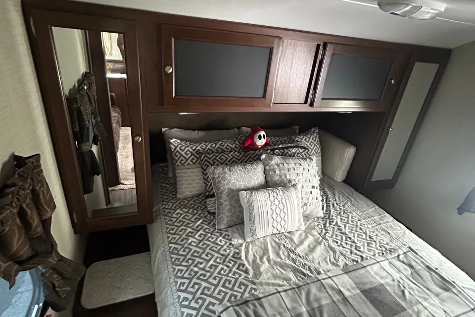 Tyler's Keystone 308BHS Travel Trailer