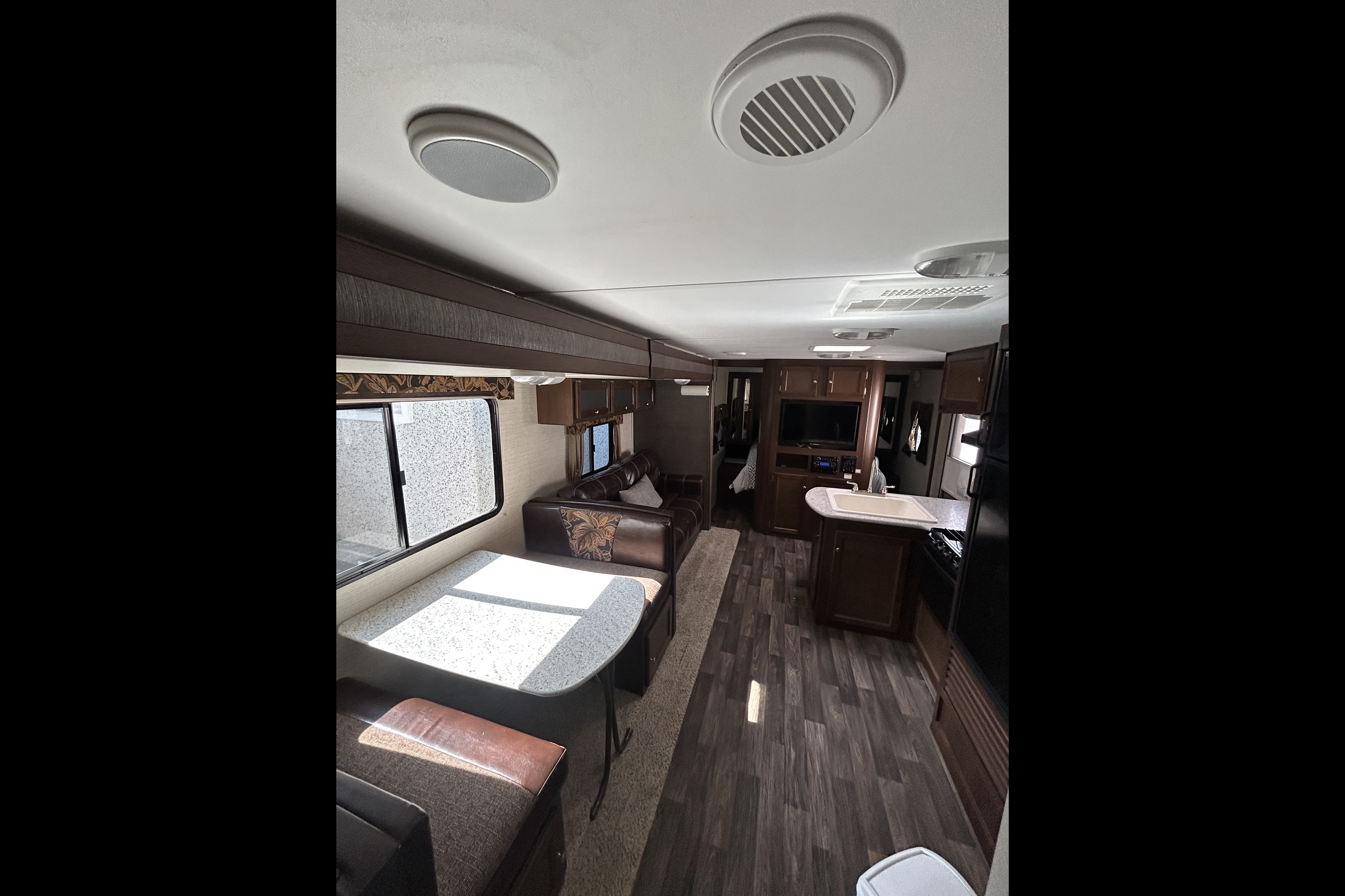 Tyler's Keystone 308BHS Travel Trailer