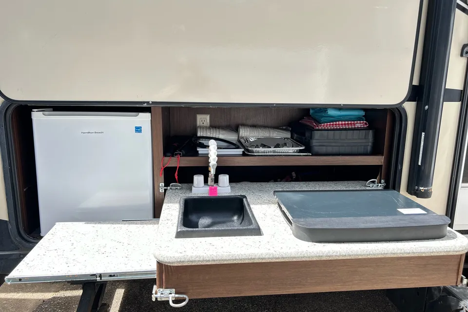 Tyler's Keystone 308BHS Travel Trailer