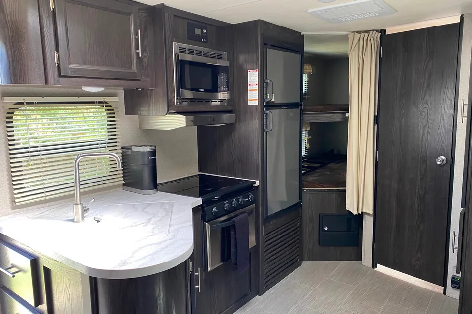 Josh's Dutchmen Kodiak Ultra Travel Trailer