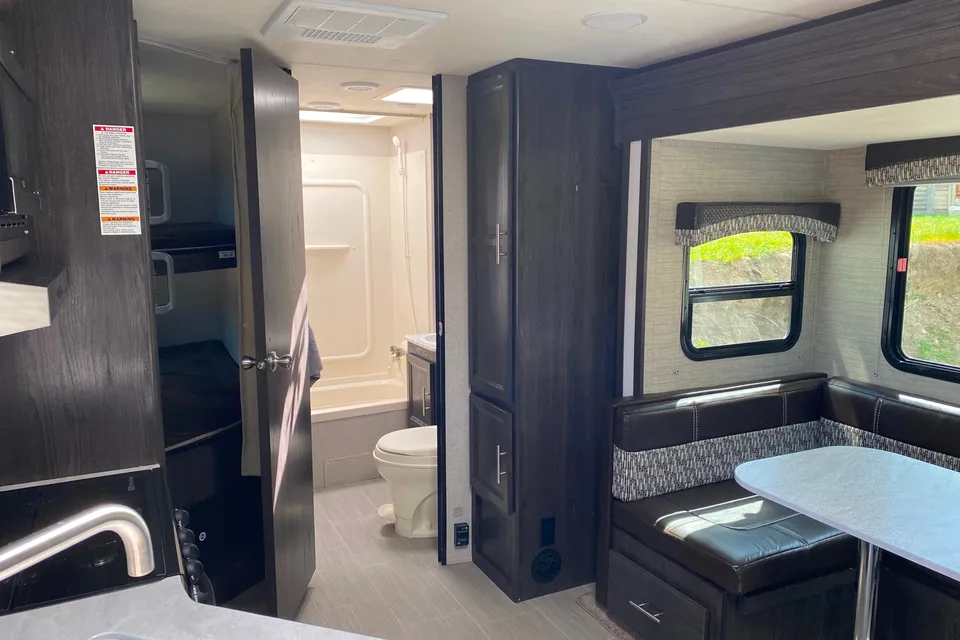 Josh's Dutchmen Kodiak Ultra Travel Trailer