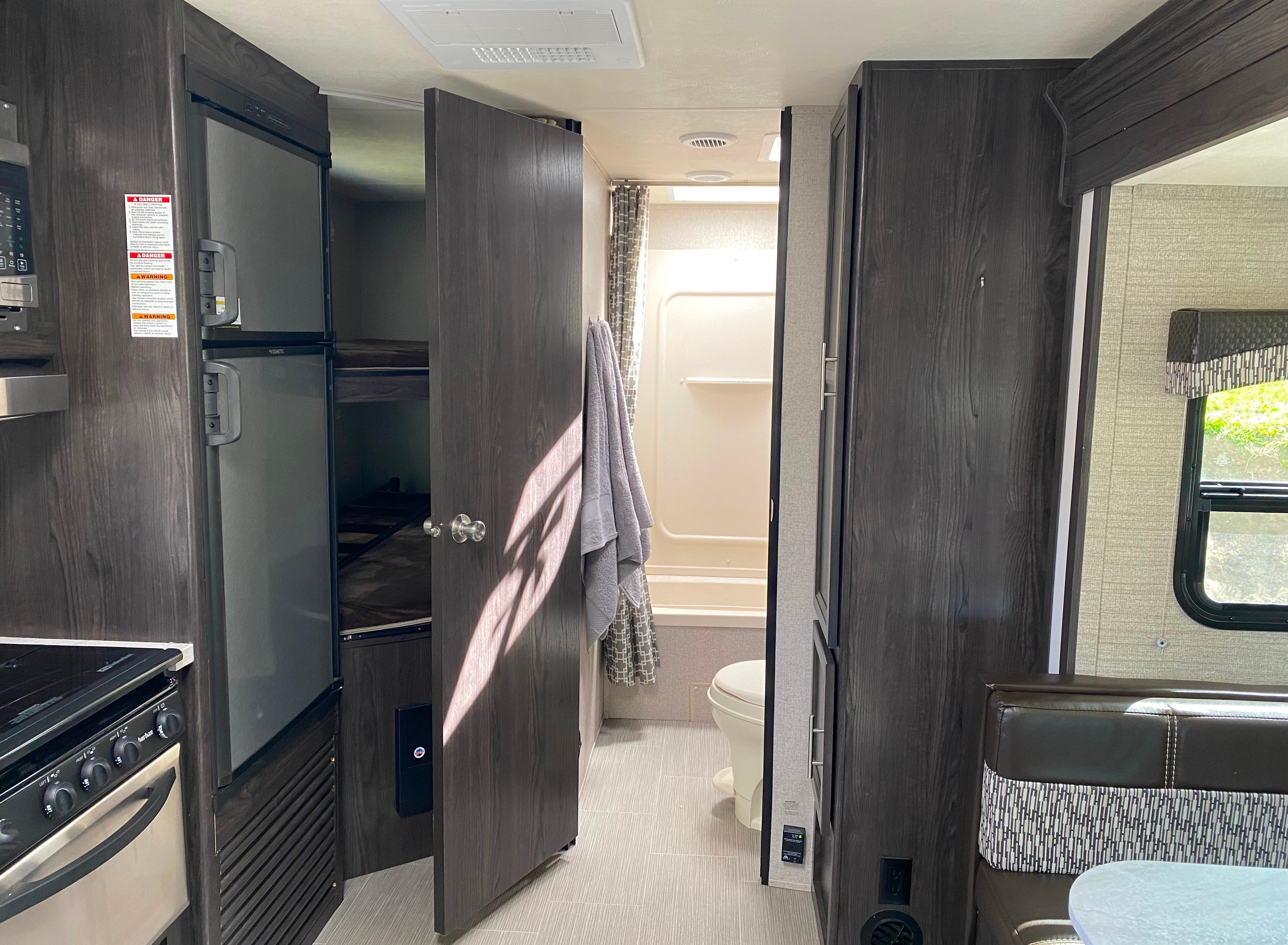 Josh's Dutchmen Kodiak Ultra Travel Trailer
