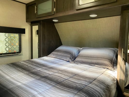 Josh's Dutchmen Kodiak Ultra Travel Trailer