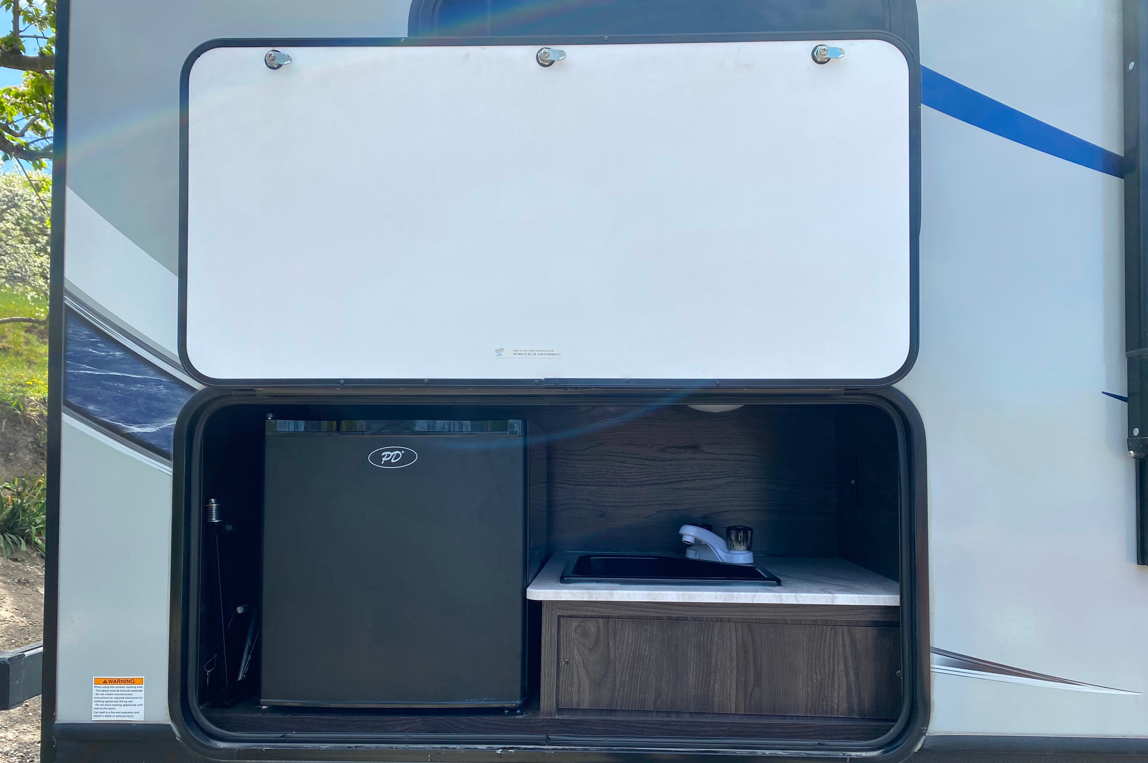 Josh's Dutchmen Kodiak Ultra Travel Trailer