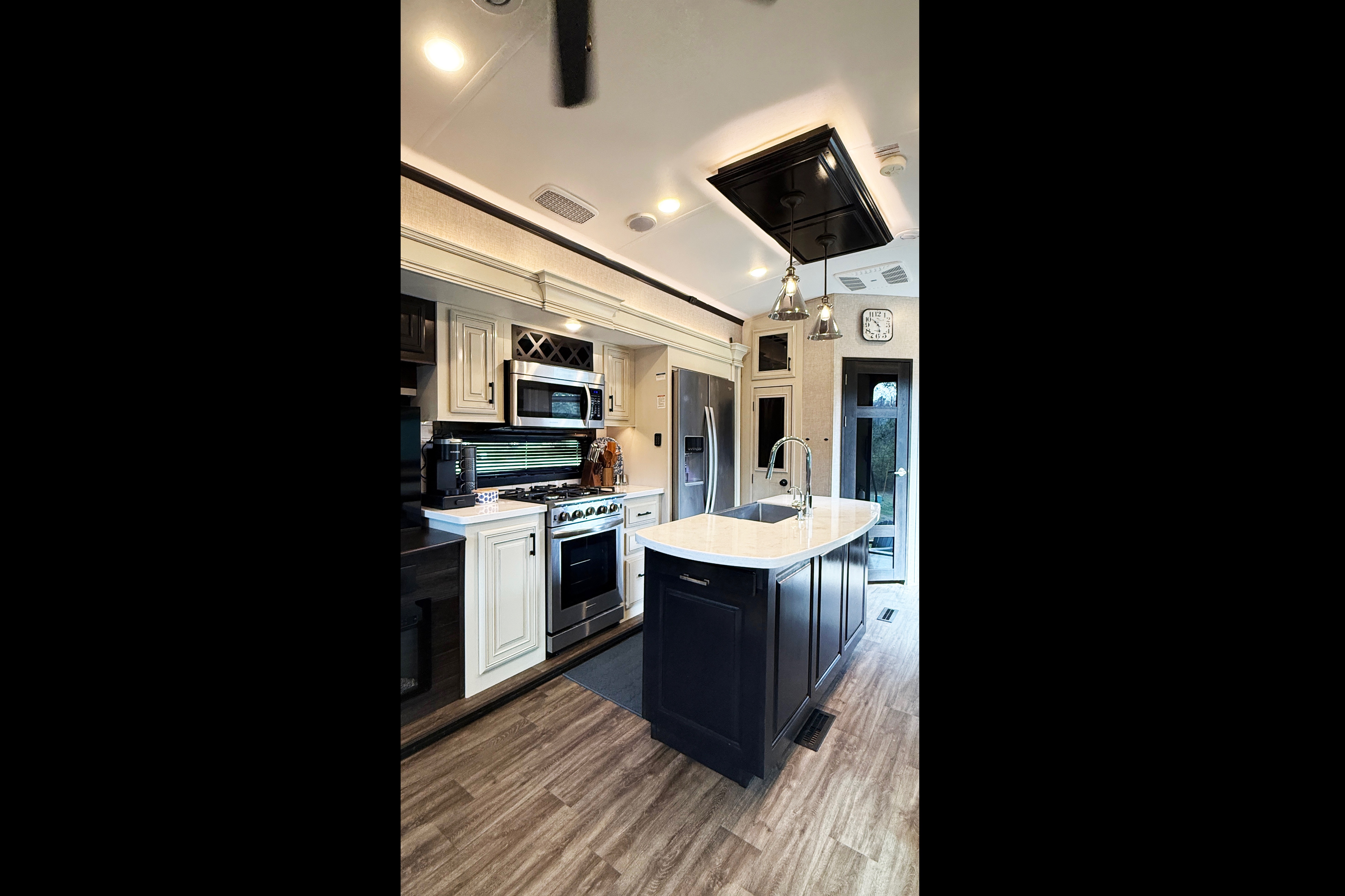 Luxury RV Cottage