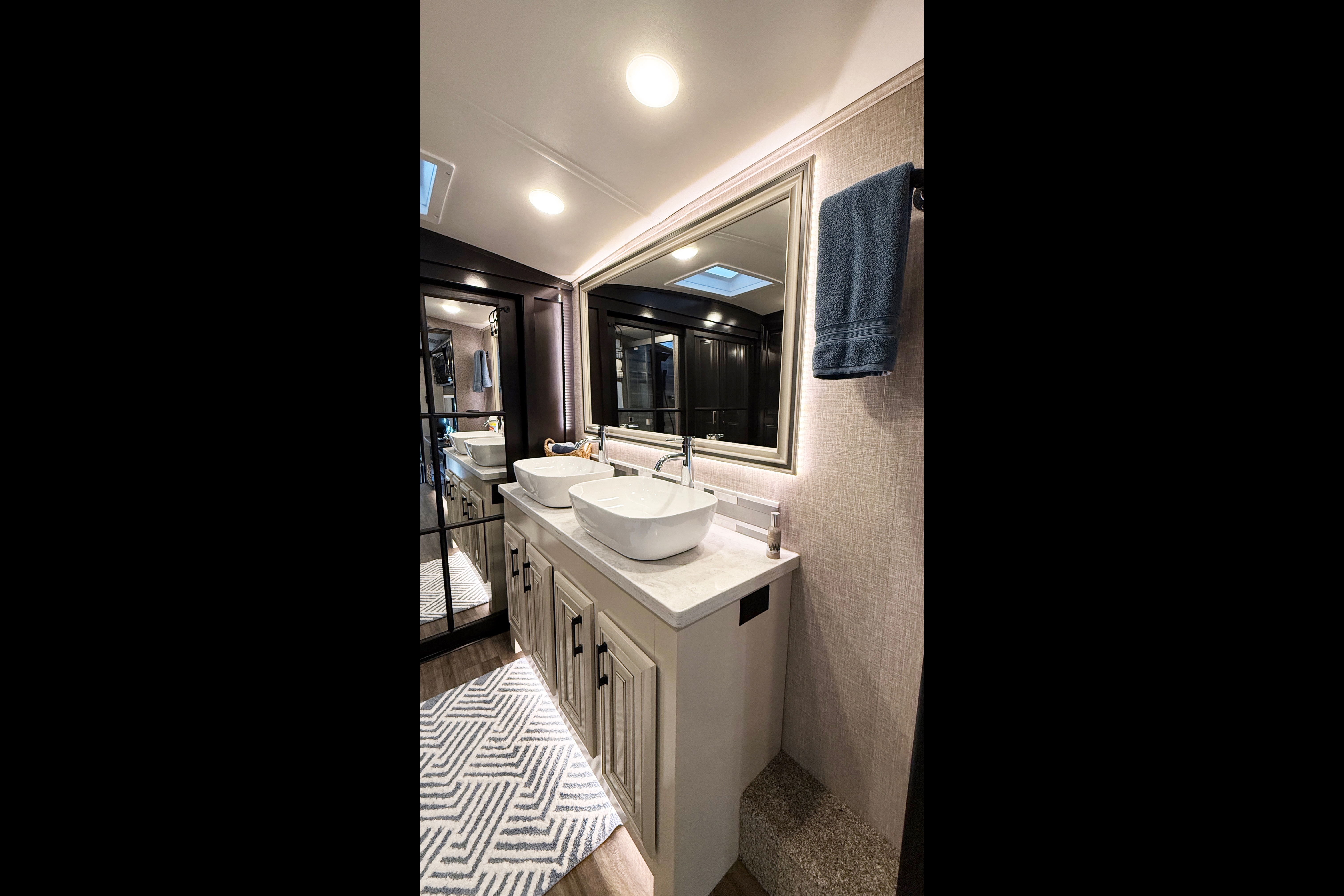Luxury RV Cottage