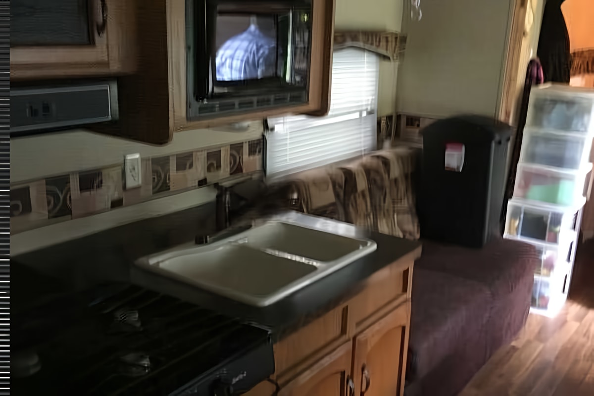 2012 28' forest river bunkhouse