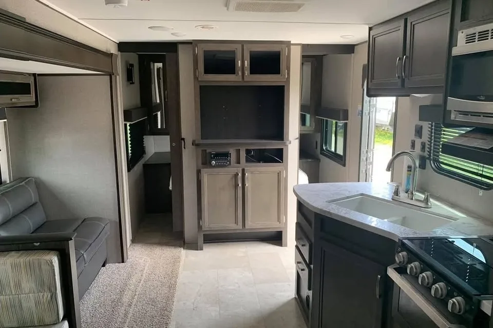 Sameer's Jayco 267bhs Travel Trailer