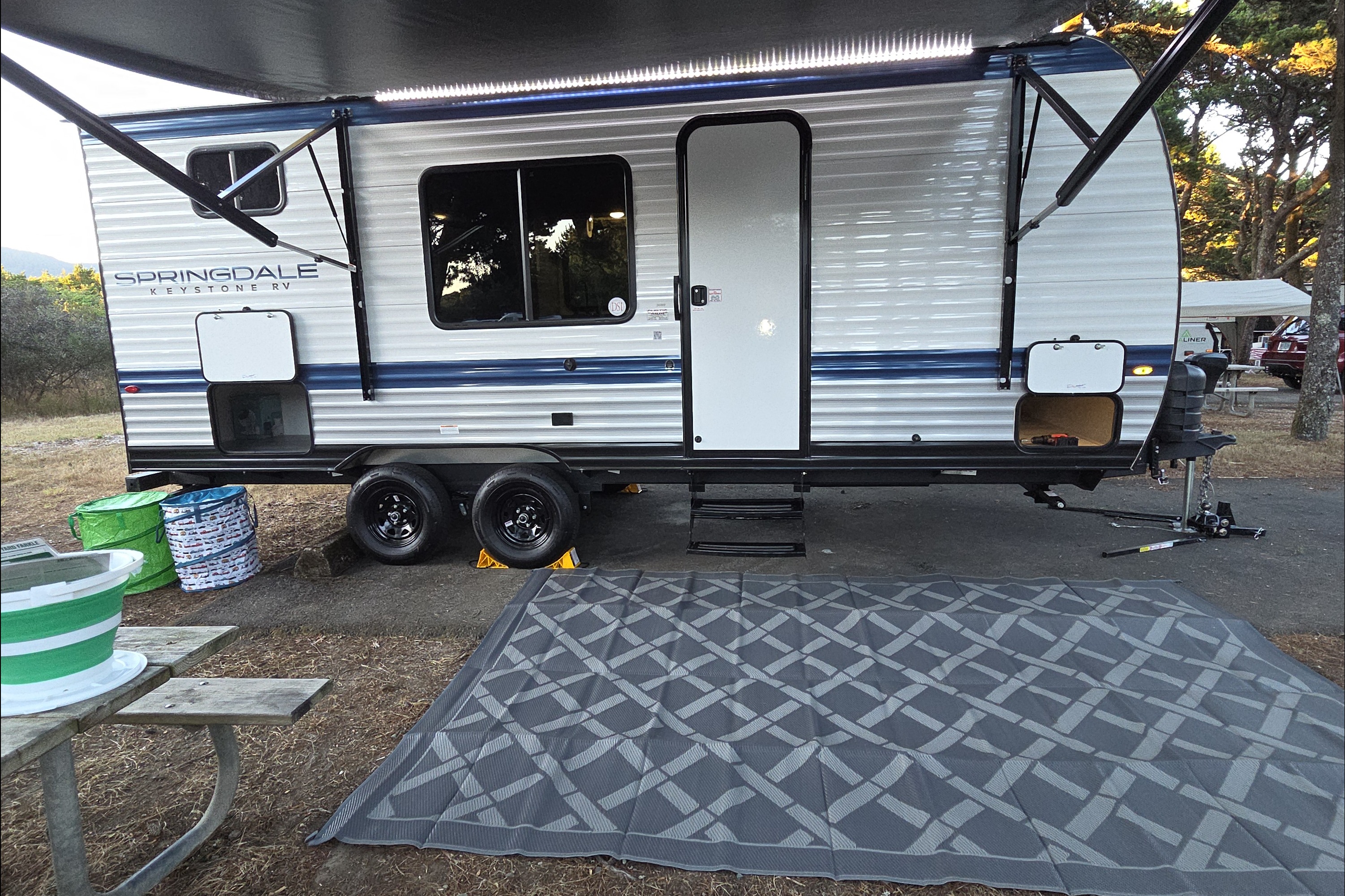Loaded 2025 Keystone Springdale West 20bhwe Travel Trailer (Aka: Mungojerrie)