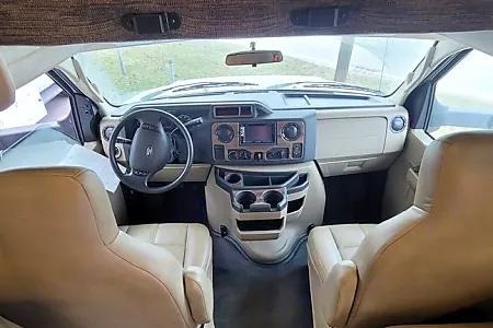 [33] Stress Free RVs - 2018 XL - Class C - Four Winds - Sleeps 10