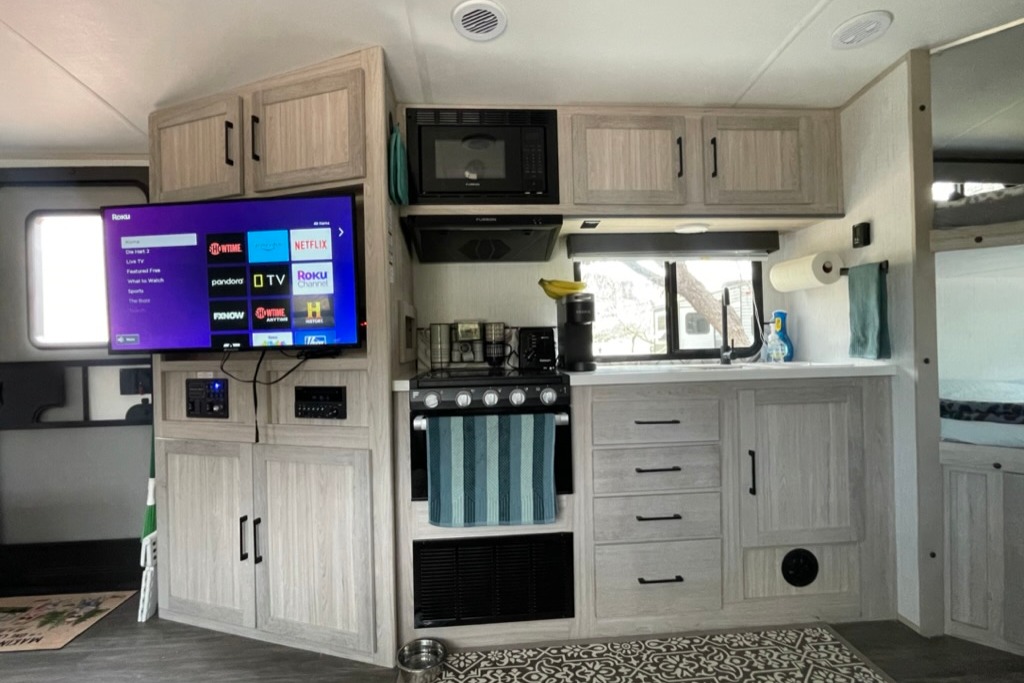 Phoenix area delivery-Westworld, Equine, Barrett Jackson and more