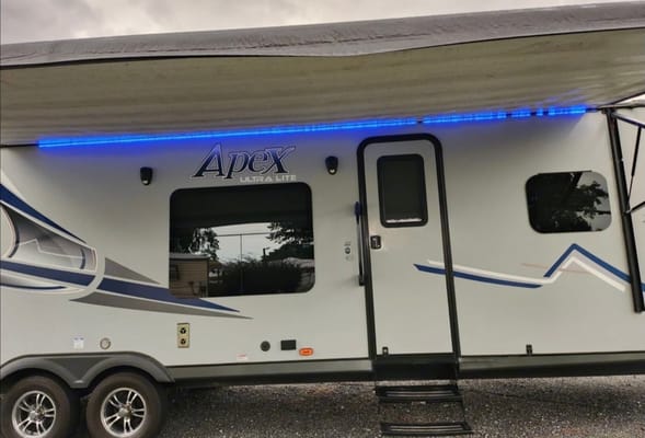 Ashley's Coachmen Apex 300BHS Travel Trailer