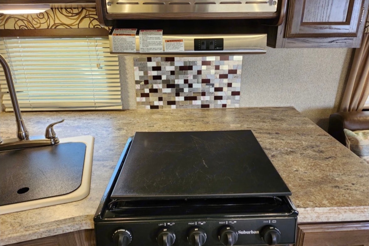 Ashley's Coachmen Apex 300BHS Travel Trailer