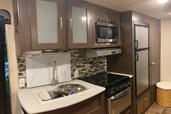 Cruise Lite Trailer