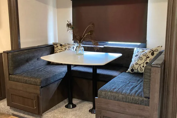 Cruise Lite Trailer