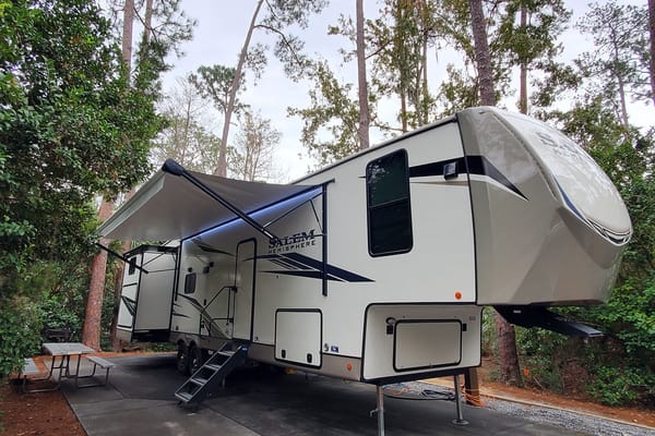43' 2 BED 2 FULL BATH BUNKHOUSE - OUTSIDE KITCHEN