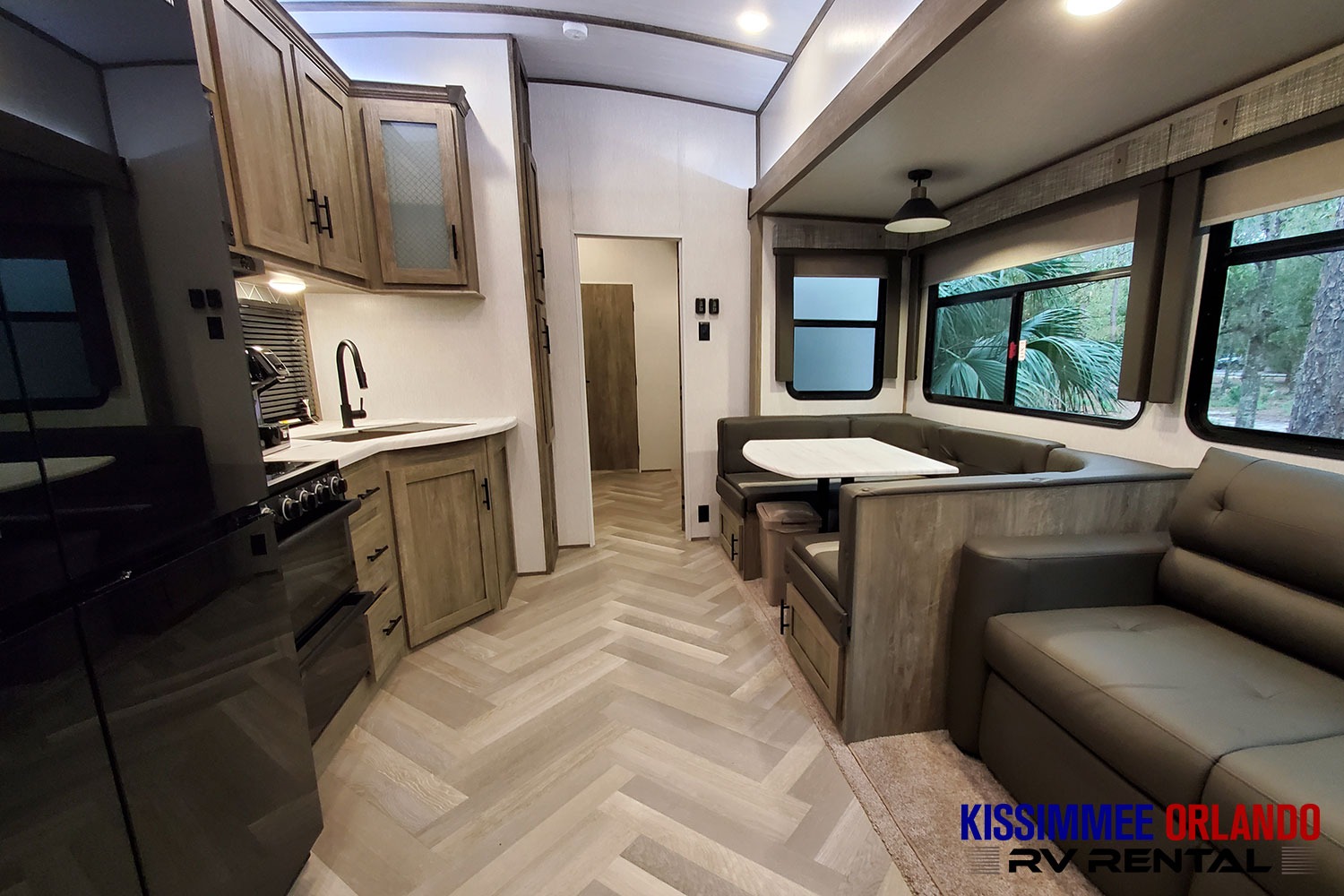 43' 2 BED 2 FULL BATH BUNKHOUSE - OUTSIDE KITCHEN