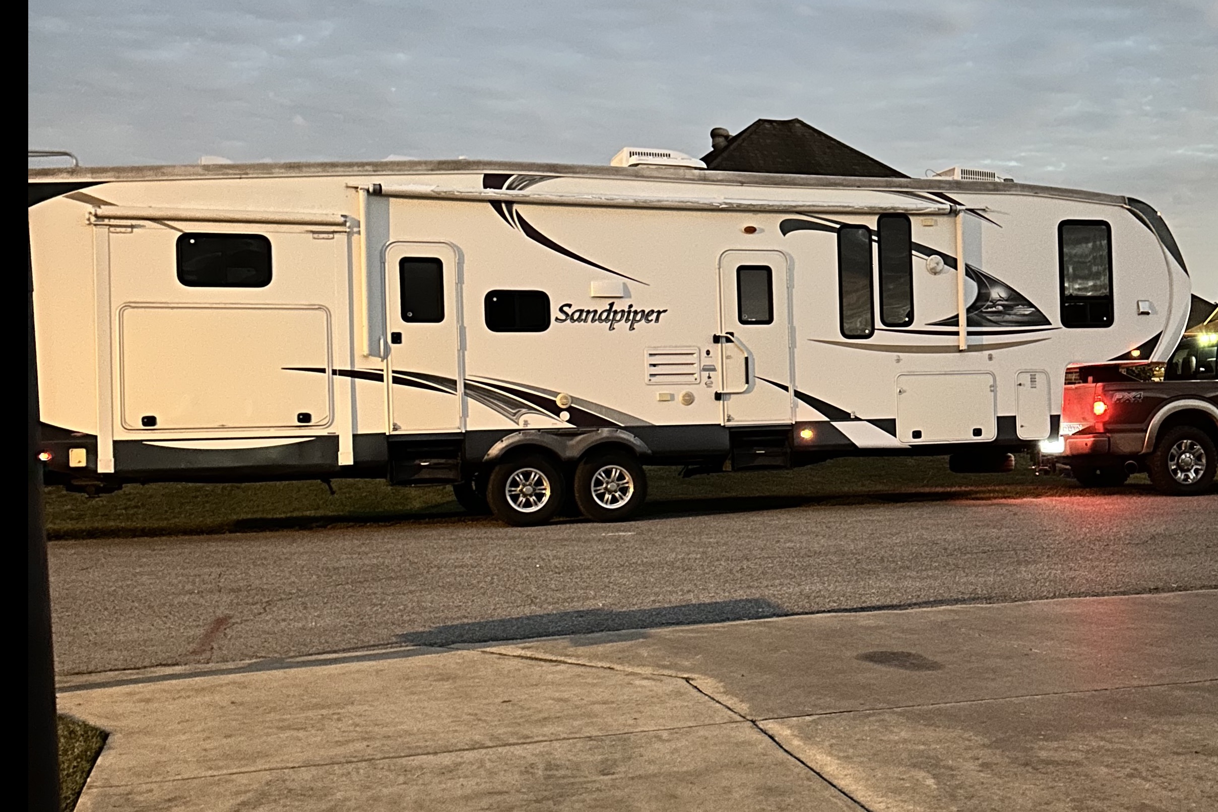 Bayou Ball Farms Forest River Sandpiper Fifth Wheel