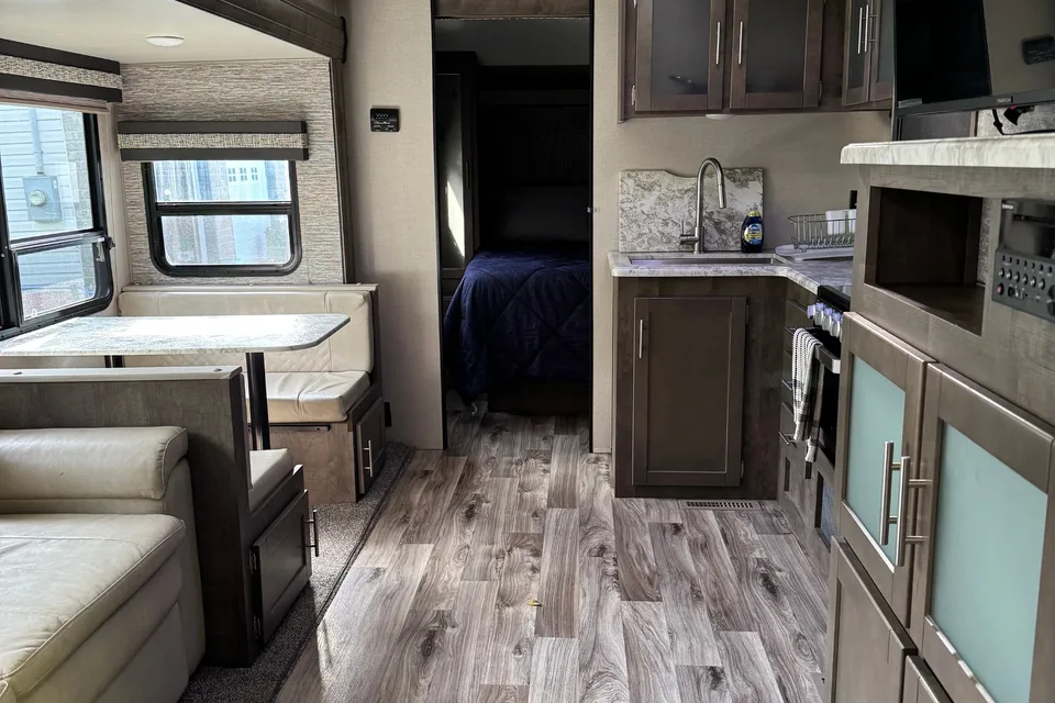 KZ Connect Travel Trailer 31ft
