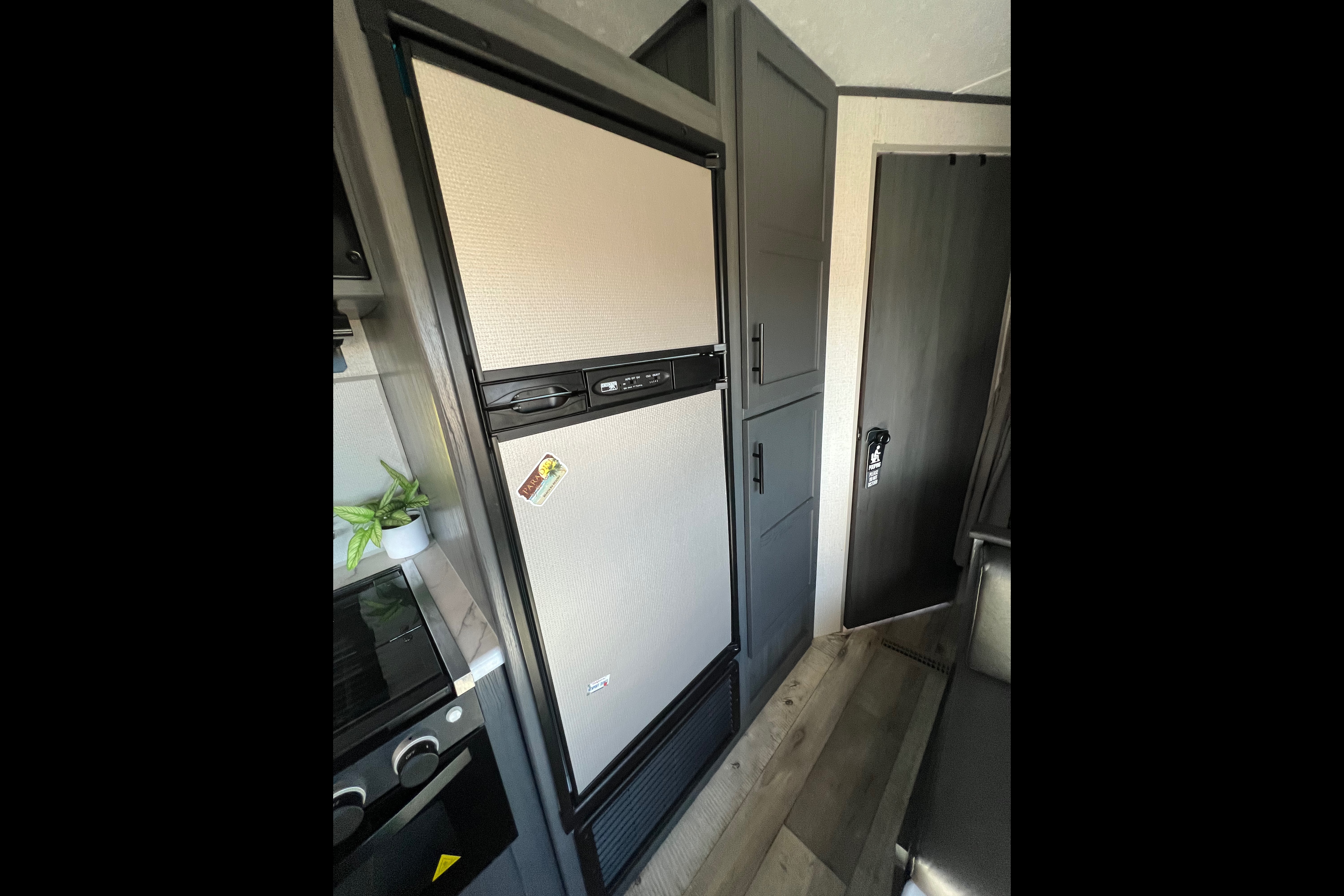 Pack your bags!! 🧳 2021 Aspen Trail 2810BHSWE Travel Trailer