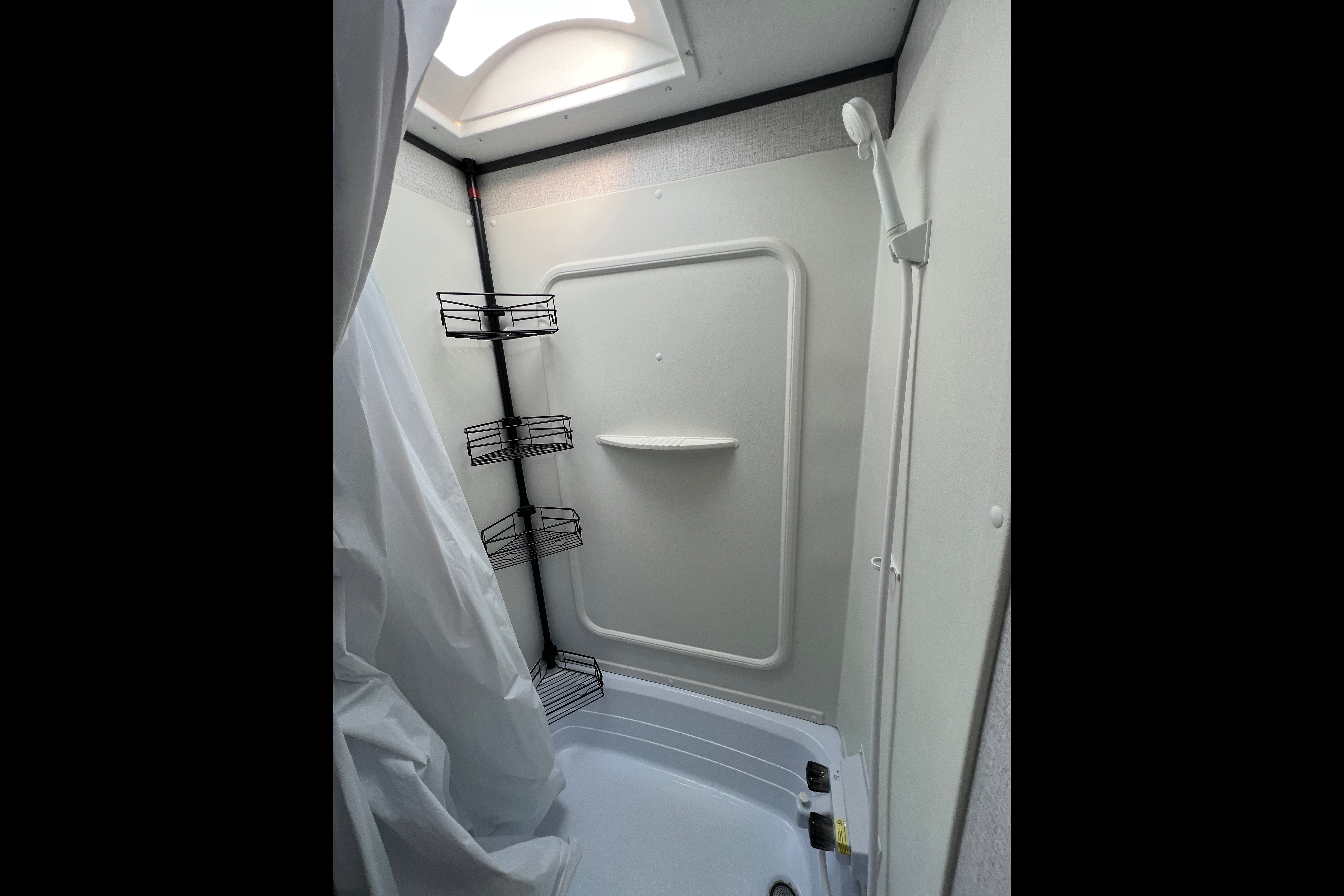 Pack your bags!! 🧳 2021 Aspen Trail 2810BHSWE Travel Trailer