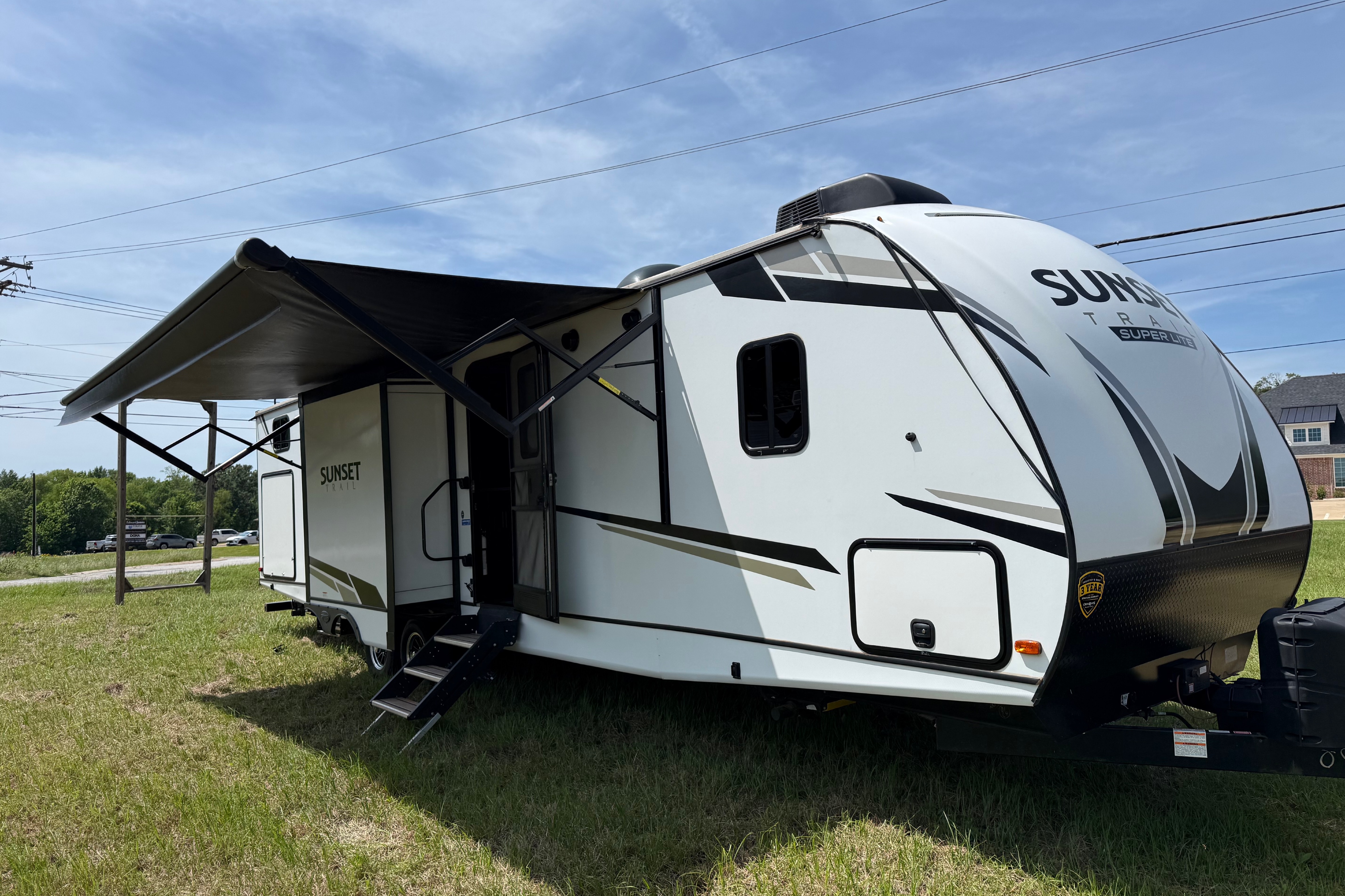 (Delivery ONLY) Sunset Trail, sleeps 10+, 2 bathrooms