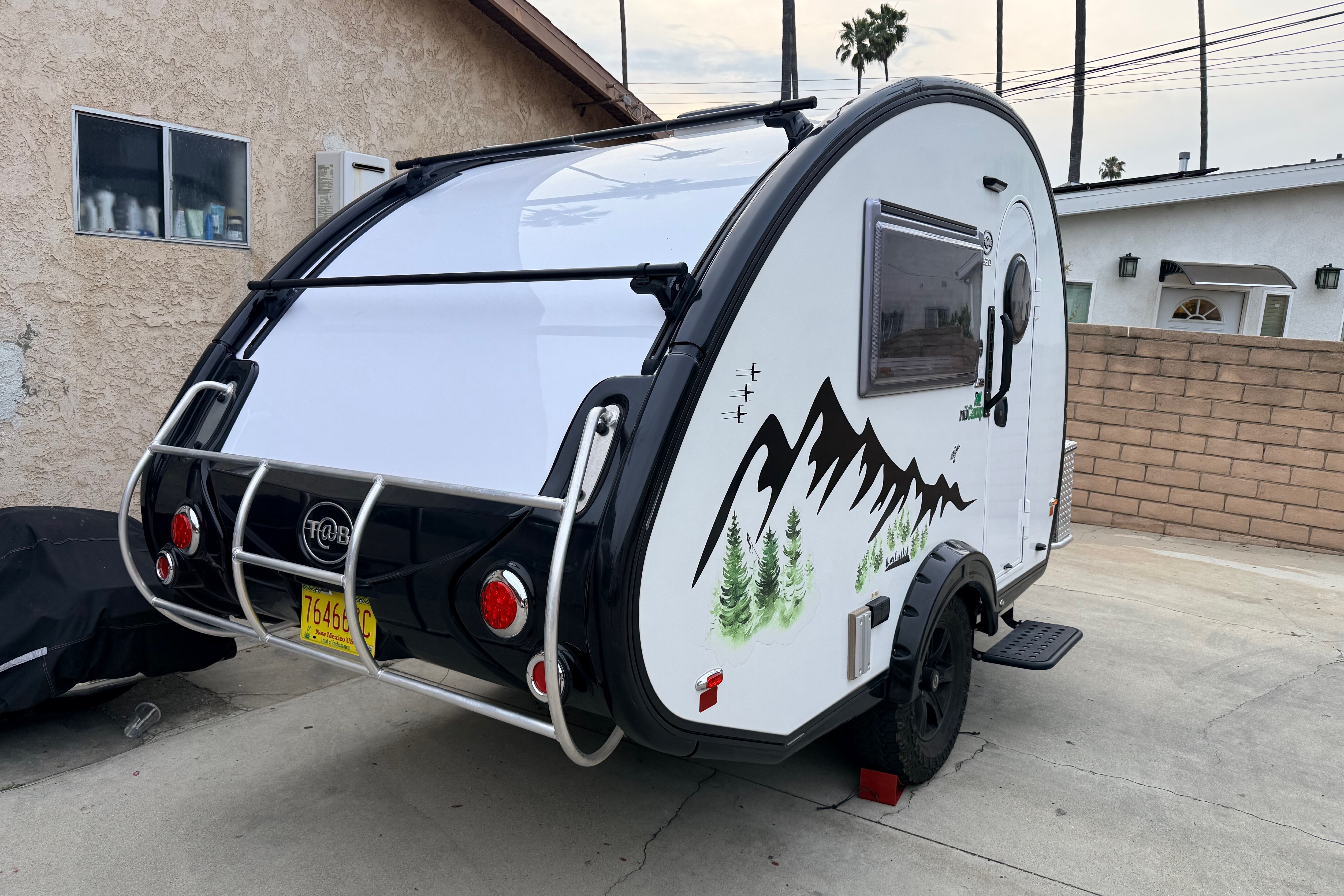 George's nuCamp T@b 320 Boondock Micro Trailer