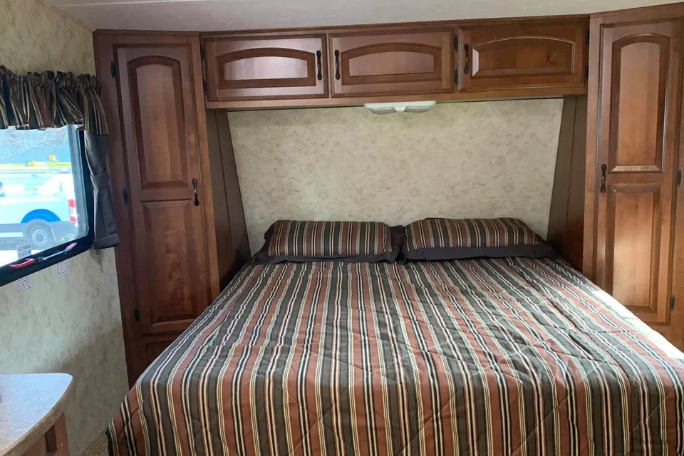 Annie’s Coachmen Chapparel Lite Fifth Wheel