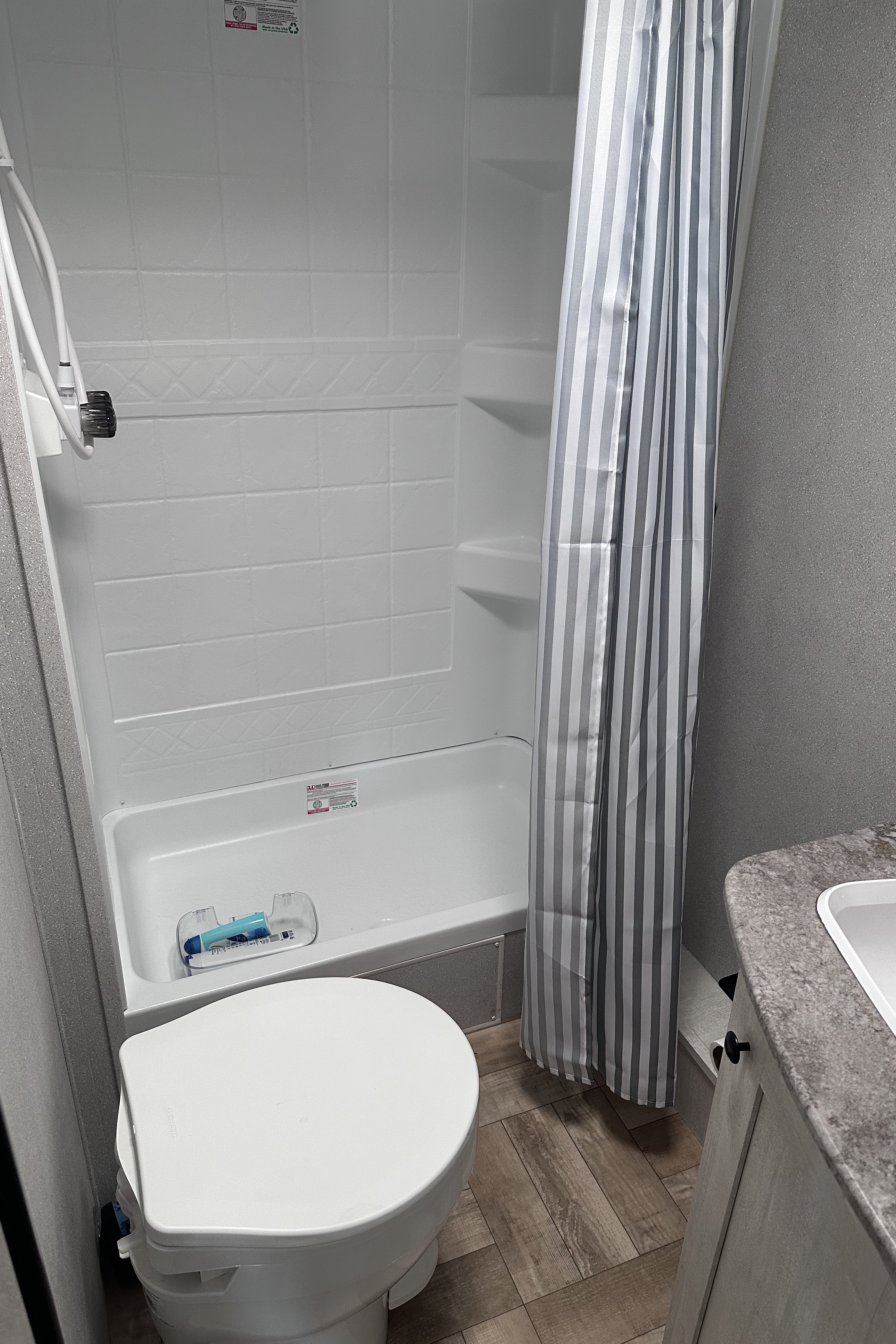Dustin's Grand River 270BHN Travel Trailer