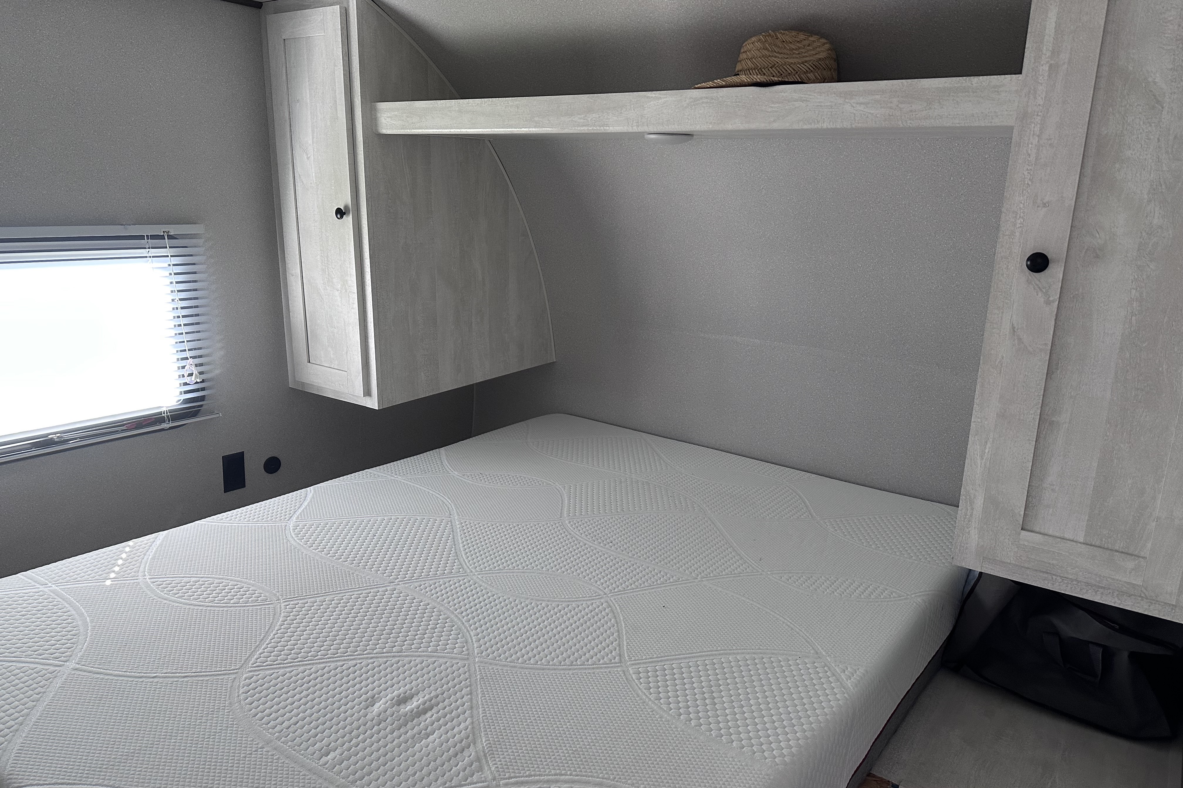 Dustin's Grand River 270BHN Travel Trailer