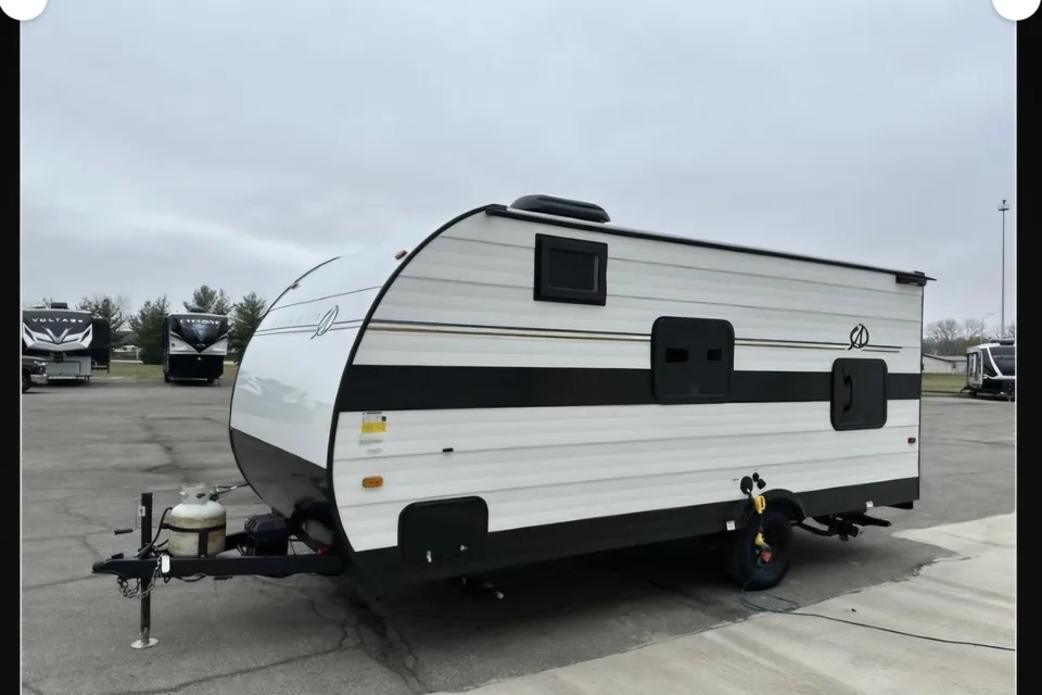 John's Avenir 2024 Avenir Travel Trailer