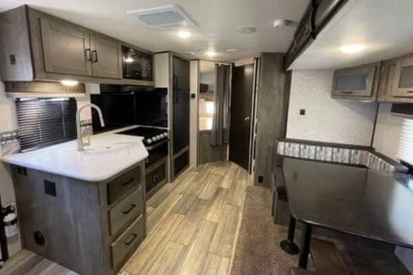 Ian and Lindsay's Heartland North Trail 24BHS Travel Trailer