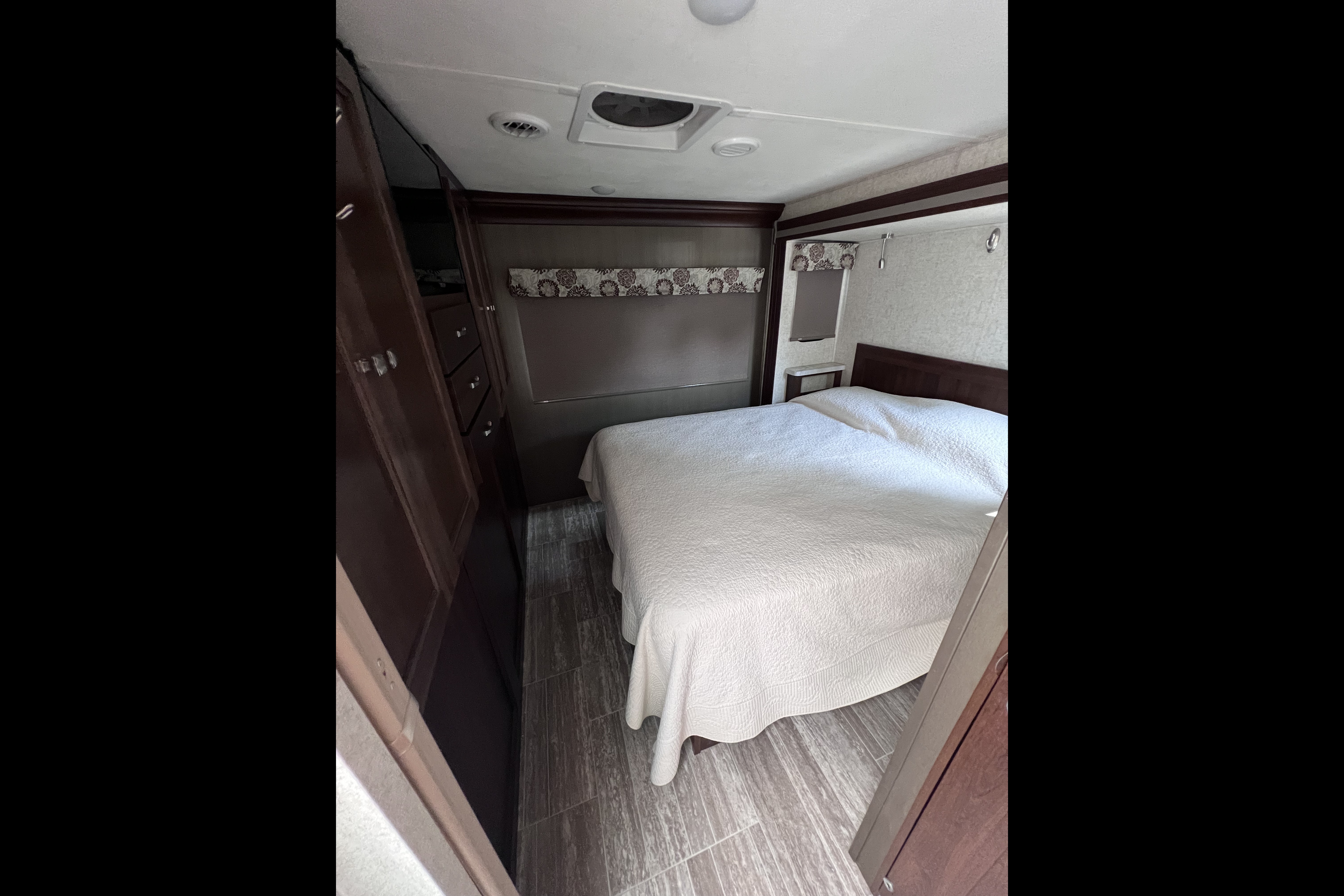 The Archway - Easy Drive Motorhome Adventure