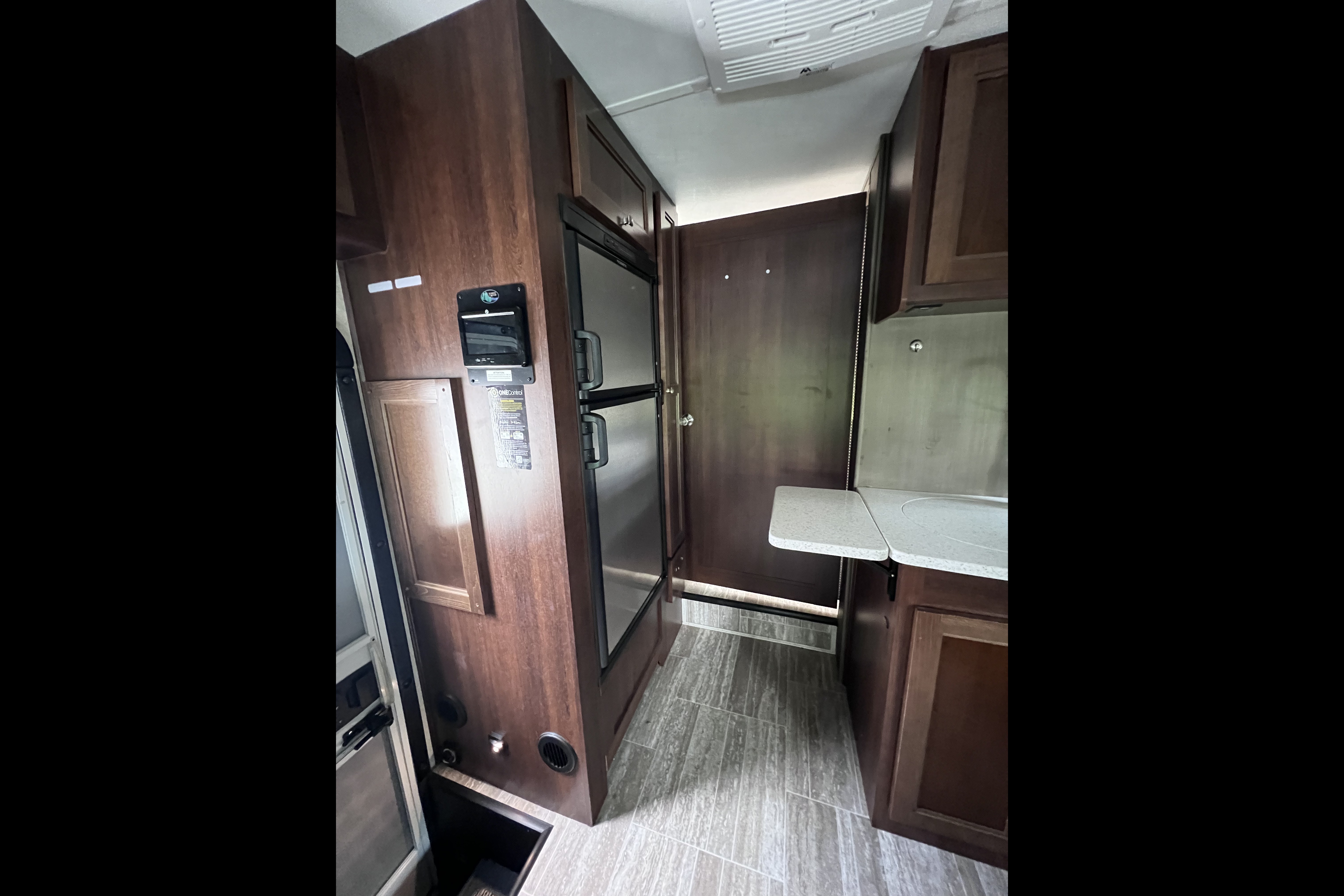 The Archway - Easy Drive Motorhome Adventure