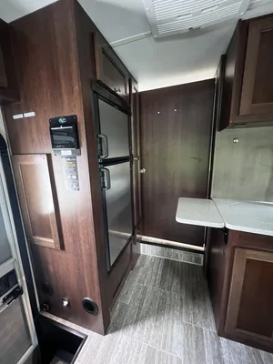 The Archway - Easy Drive Motorhome Adventure