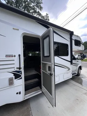 The Archway - Easy Drive Motorhome Adventure
