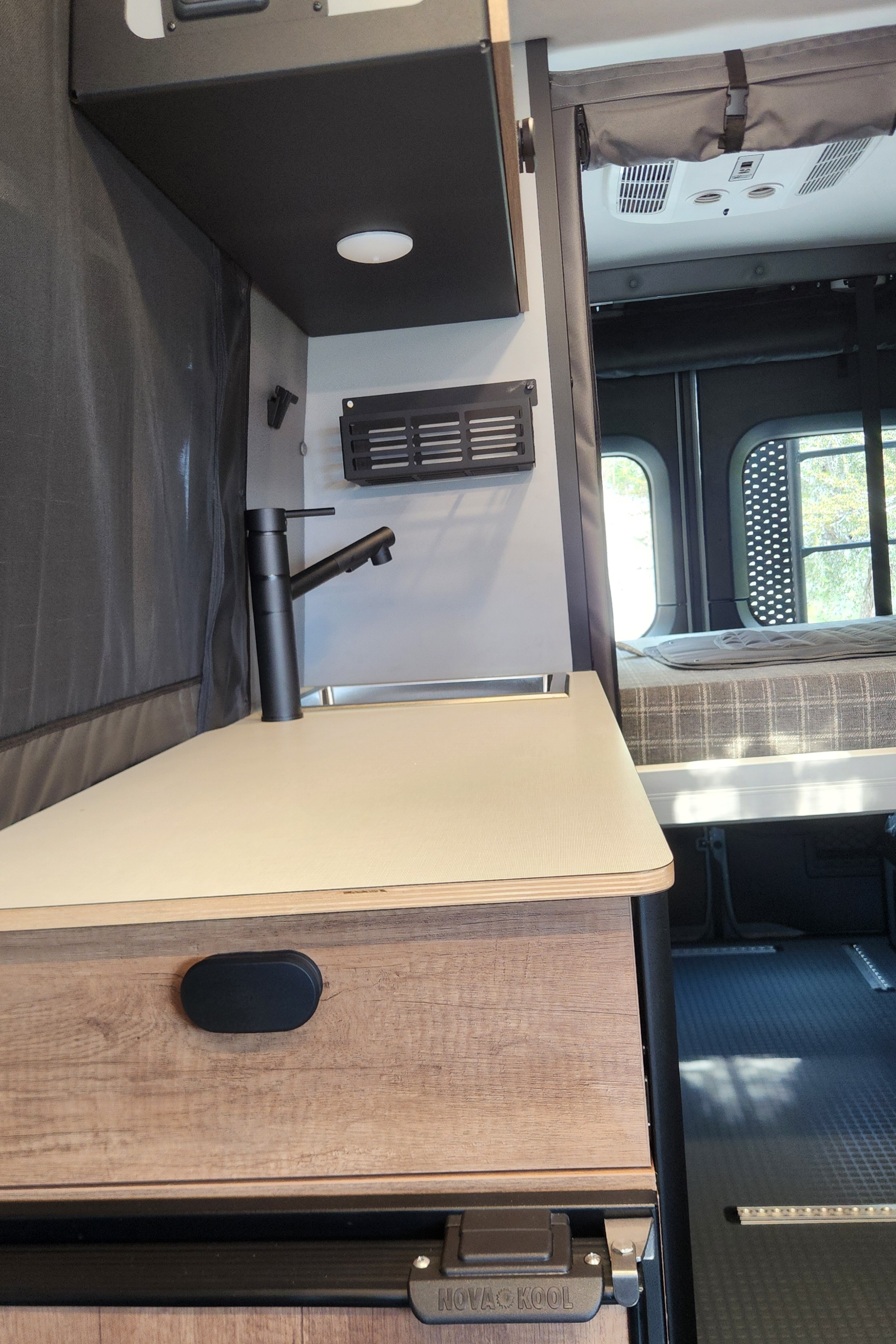 2026 4WD All Season Winnebago Revel 44E "Betty" - UNLIMITED MILES - Montana - Starlink